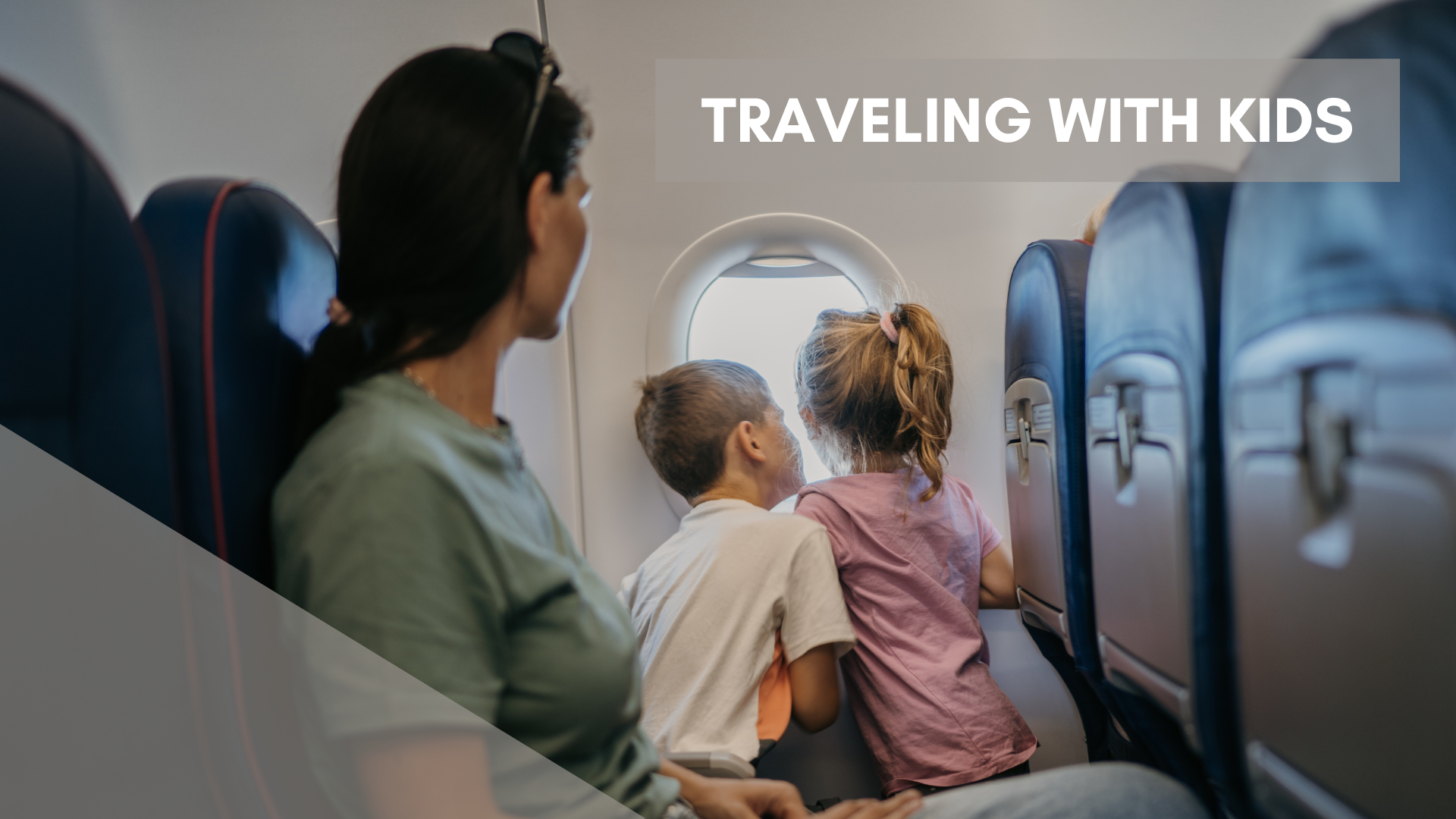 Traveling During the Holidays with Kids: Tips and Tricks for a Smooth Journey